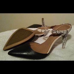 Calvin Klein Black w/snake skin Heels